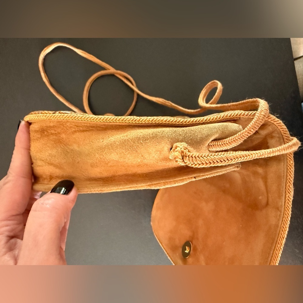 Bottega Veneta Suede Intrecciato Vintage Tan Woven Crossbody Bag - Picture 15 of 16